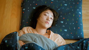 생각의 여름 háttérkép