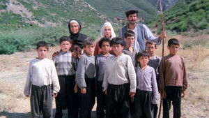 Çocuklar Çiçektir:  Kuduz háttérkép