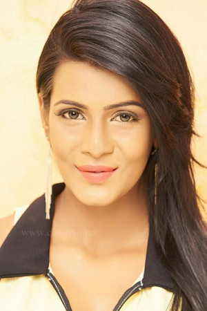 Meera Mitun profil kép