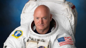Beyond A Year in Space háttérkép