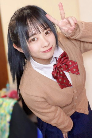 甘井くるみ profil kép