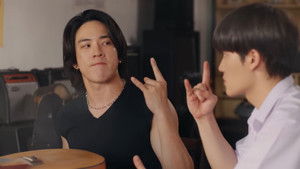 ขอฟังอีกครั้งเพลงรักของเธอ kép