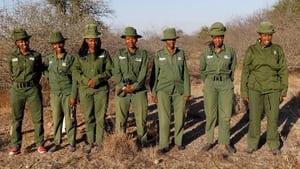 Femmes, Massaïs et Rangers - Les lionnes du Kenya háttérkép