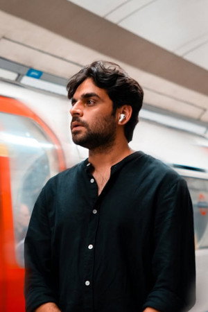 Satish Ray profil kép