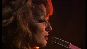 Mina - Live Dalla Bussola háttérkép