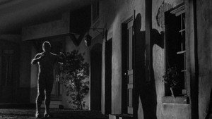 Curse of the Faceless Man háttérkép