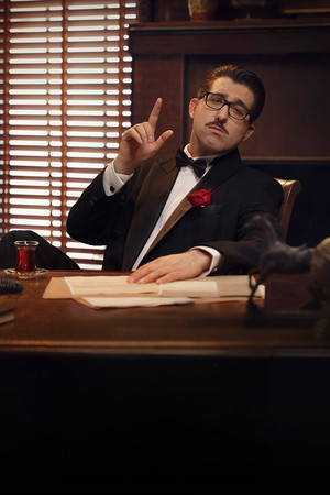 Doğu poszter