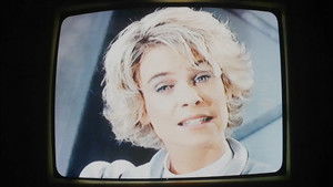 Annie Brocoli dans l'espace háttérkép