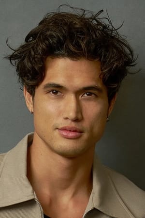 Charles Melton profil kép