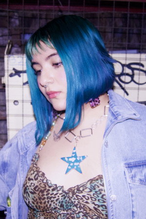 /aYTp1Wsdc92hqCYNDy5fylrAvFm.jpg