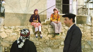 İnatçı háttérkép