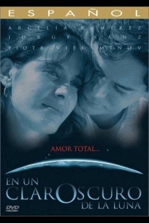 En un claroscuro de la luna poszter