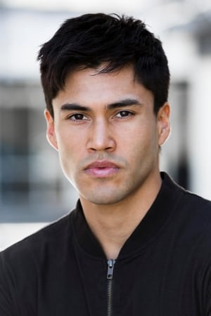 Martin Sensmeier profil kép