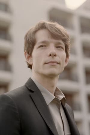 Mike Faist profil kép