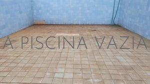 A piscina vazia háttérkép