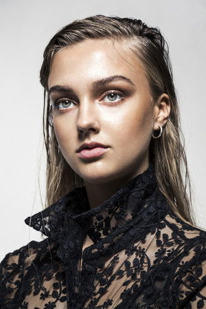 Lilly Krug profil kép