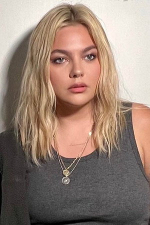 Louane Emera profil kép