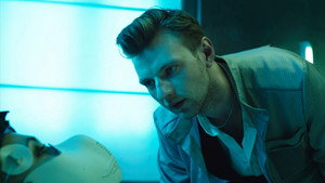 Выжить после Season 3 Ep.9 9. epizód