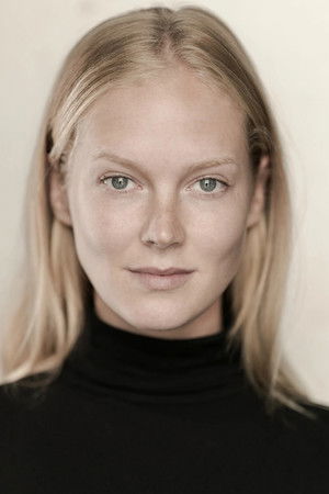 Rosy McEwen profil kép