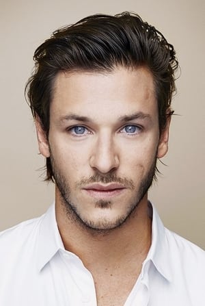 Gaspard Ulliel profil kép