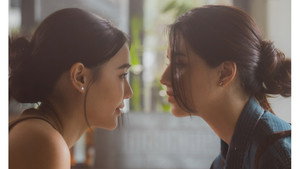 รักขบวนนี้หัวใจเกือบวาย kép