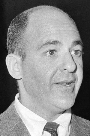 Cyril H. Wecht profil kép