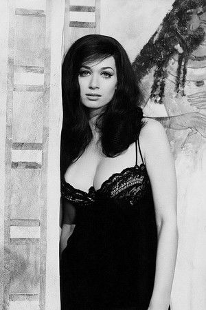 Valerie Leon profil kép