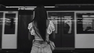 Metro Hours háttérkép