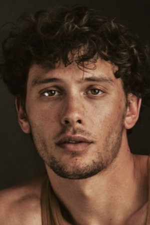 Cooper Koch profil kép