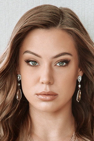 Avery Cristy profil kép