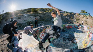 World Debut: From Outsiders to the Olympics háttérkép