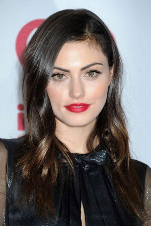 Phoebe Tonkin profil kép