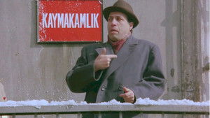 Deli Deli Küpeli háttérkép