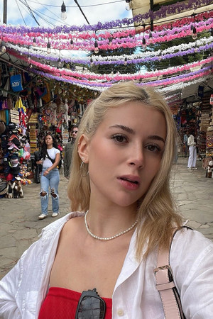 Angelique Lapiedra profil kép