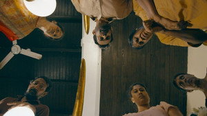 Nelum Kuluna (නෙළුම් කුළුණ) háttérkép