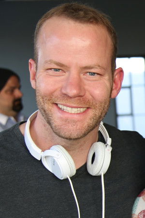Brett Pierce profil kép