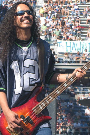 Mike Inez profil kép