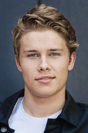 Logan Shroyer profil kép