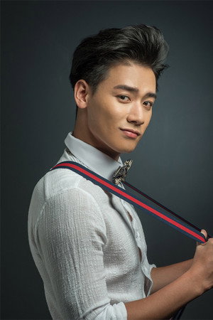 Ceng Yitong profil kép