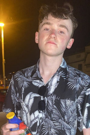 Andrew Lyon profil kép