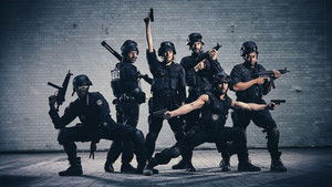 Hard Way: The Action Musical háttérkép