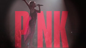P!NK: Staying True háttérkép