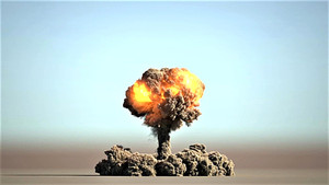 Atomic: History Of The A-Bomb háttérkép