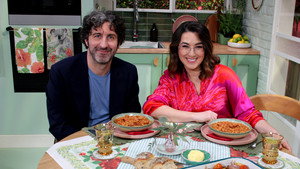 A Bite to Eat with Alice 2. évad Ep.9 9. epizód