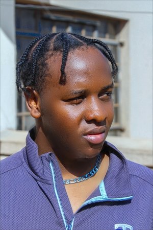 James Ongige profil kép