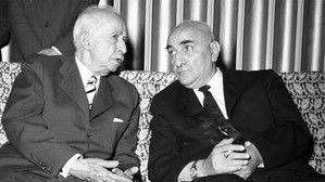 12 Mart: İsyan háttérkép
