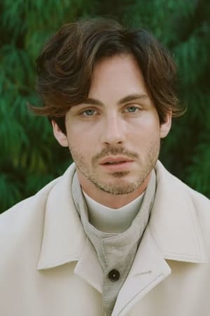 Logan Lerman profil kép