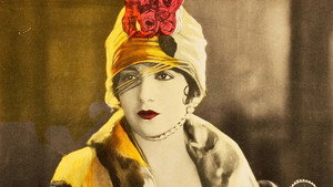 Miss Bluebeard háttérkép