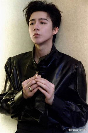 Yuning Liu profil kép