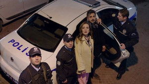 Beni Böyle Sev Season 3 Ep.84 84. epizód